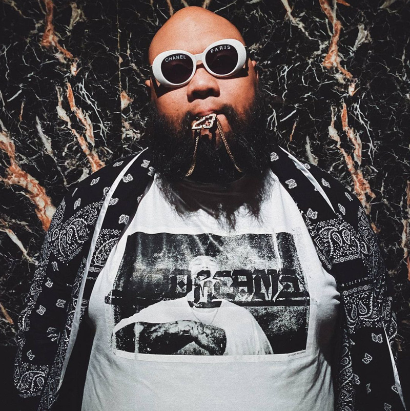 กอล์ฟ ฟักกลิ้ง ฮีโร่