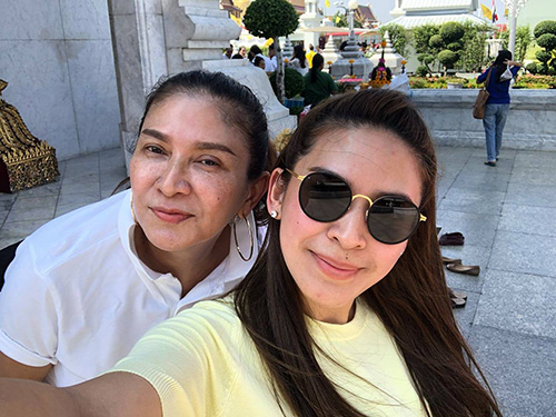 น้ำหวาน ซาซ่า แม่คือใคร