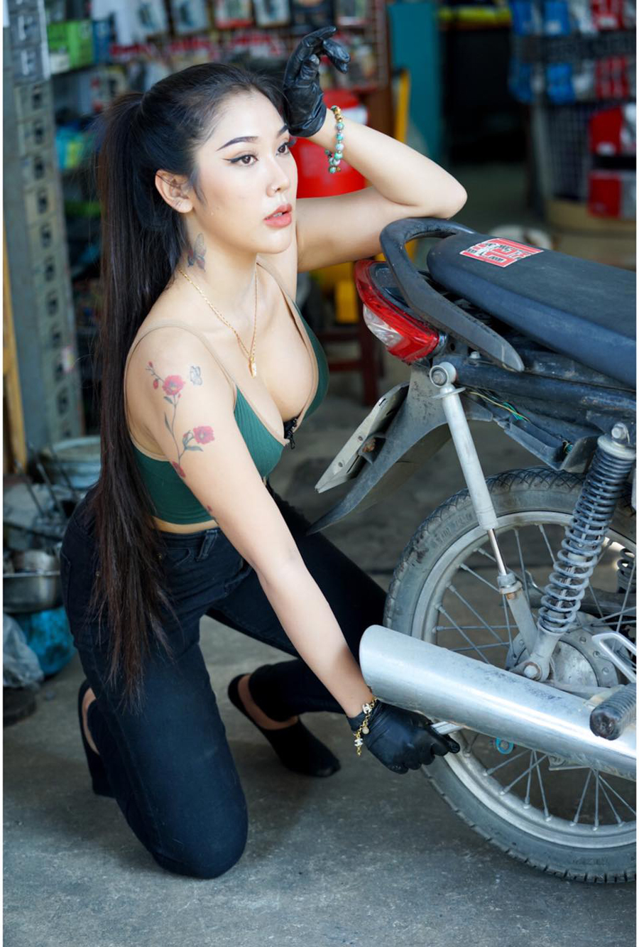 สมาย ชุติกาญจน์