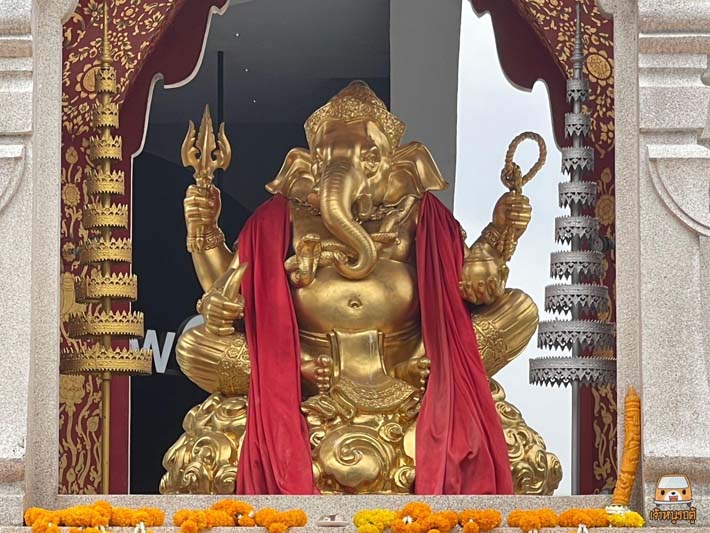 9 สิ่งศักดิ์สิทธิ์ย่านราชประสงค์