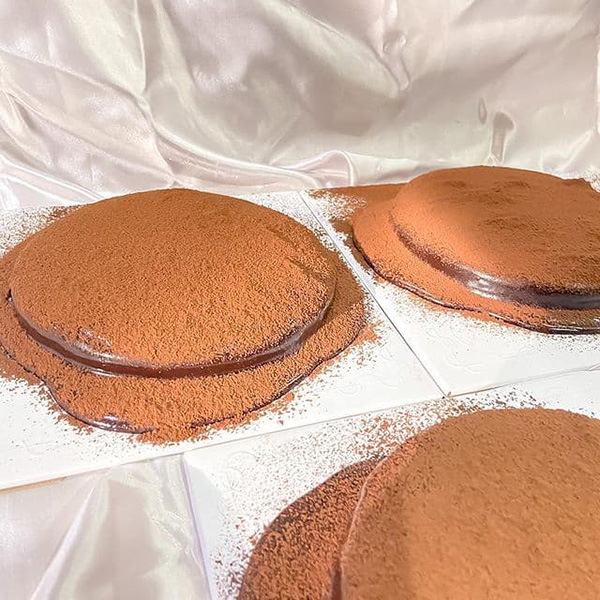 ร้านเค้กช็อกโกแลตลาวา