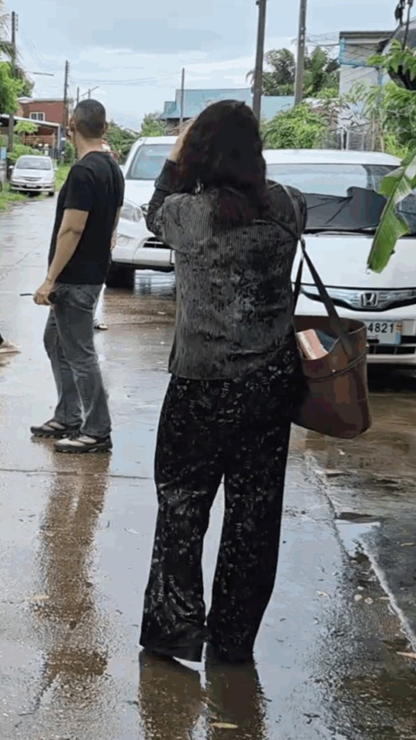 ข่าวหนุ่มผวา ป้าคลั่งรัก