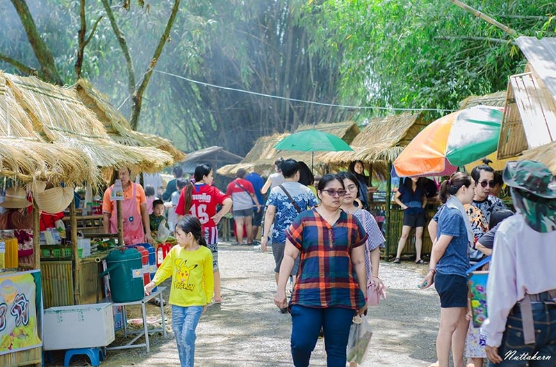ตลาดน้ำสามวัง