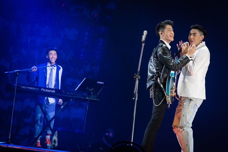 J Adrenaline 360° Concert