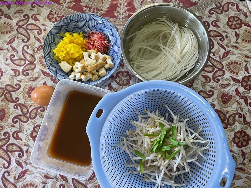 ผัดหมี่โคราช ผัดไทย