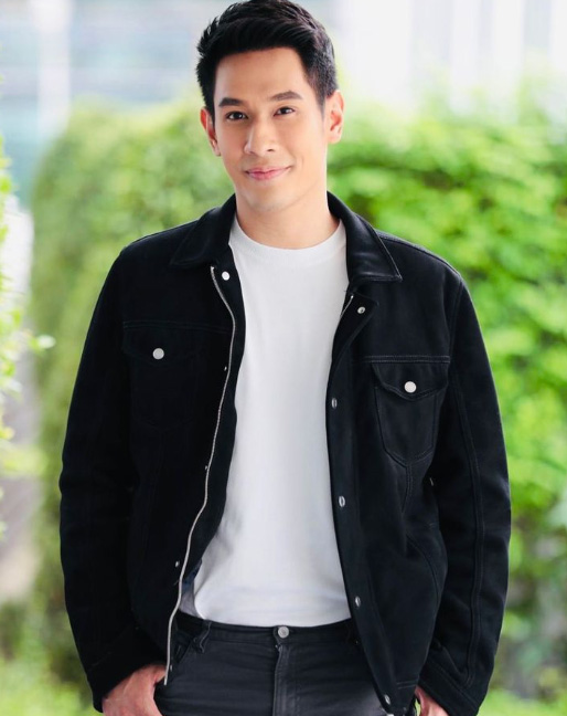 อ๋อม อรรคพันธ์