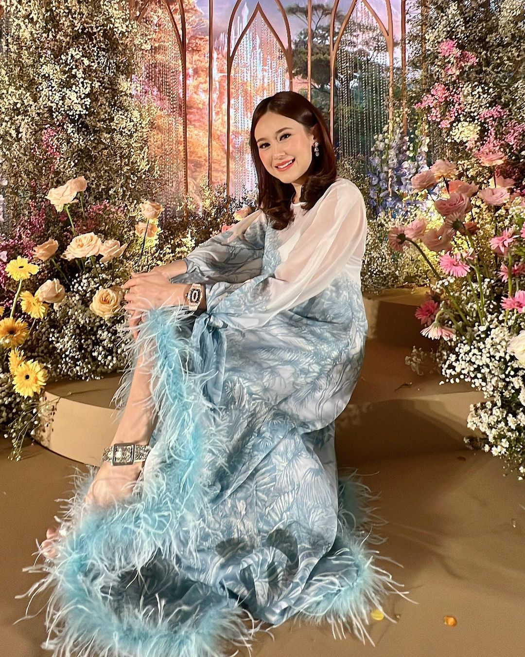 แยม ธมลพรรณ์ 