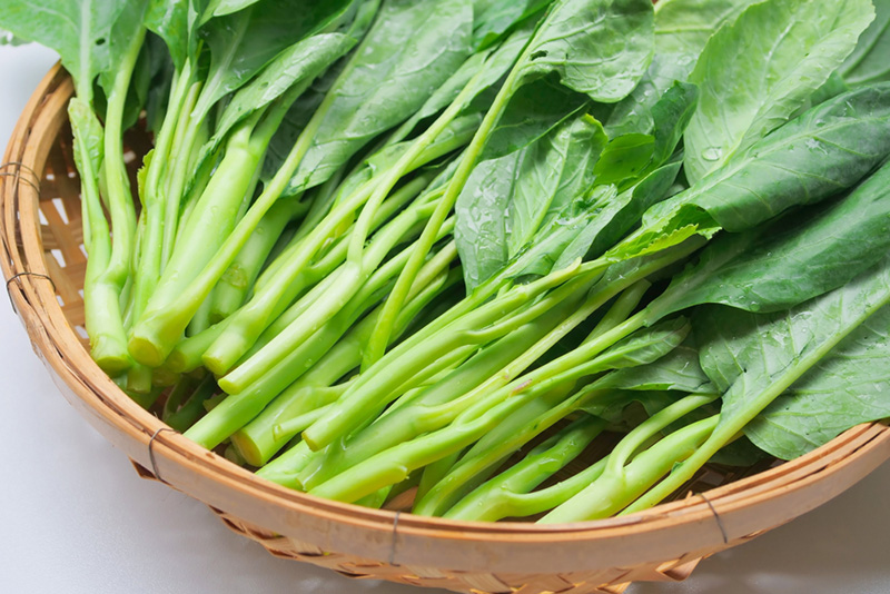 ผัดคะน้าหมูชิ้น