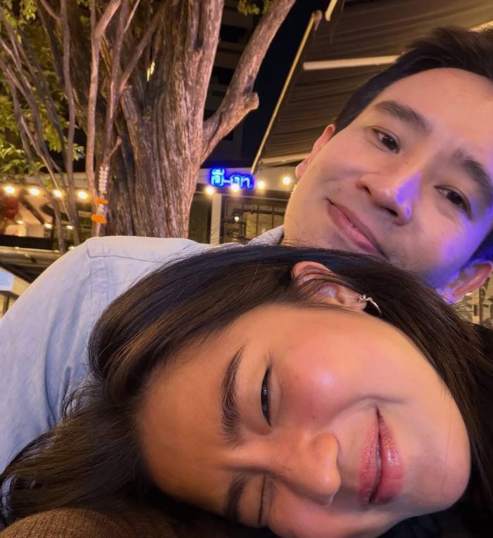 ทิม พิธา  ก้อย อรัชพร 