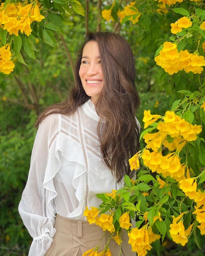 แอน ทองประสม