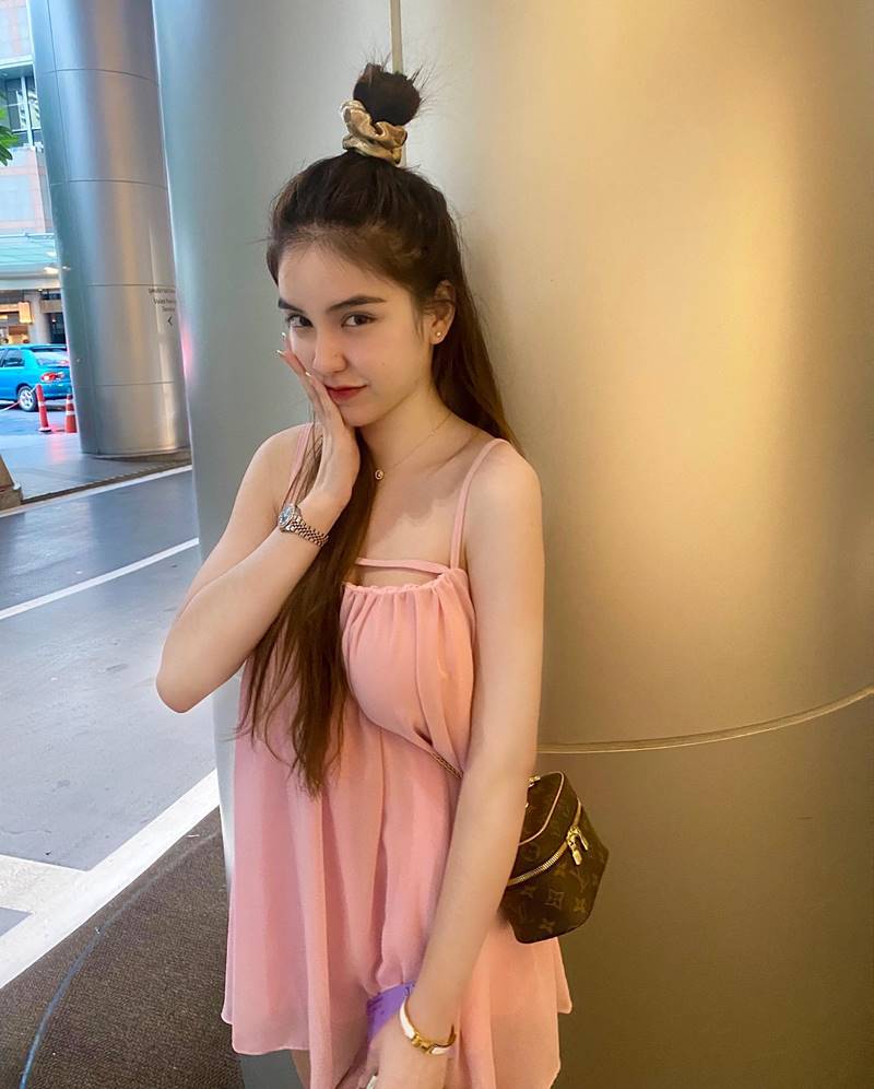 ขนม ศศิกานต์ ภรรยา ครูเต้ย อภิวัฒน์