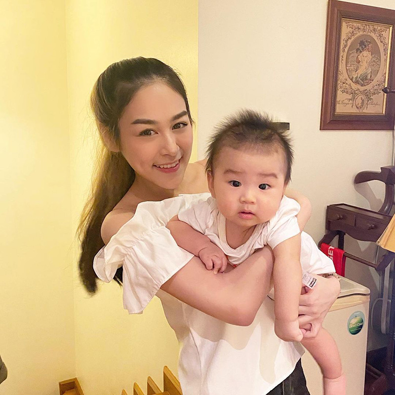 น้ำตาล ณัชชา