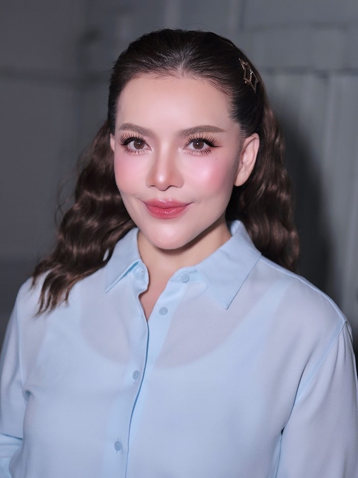 หนูแหม่ม สุริวิภา ทำฮือฮาอีกลุคใหม่สวยแซ่บ หน้าเด็กกระชากวัยมาก