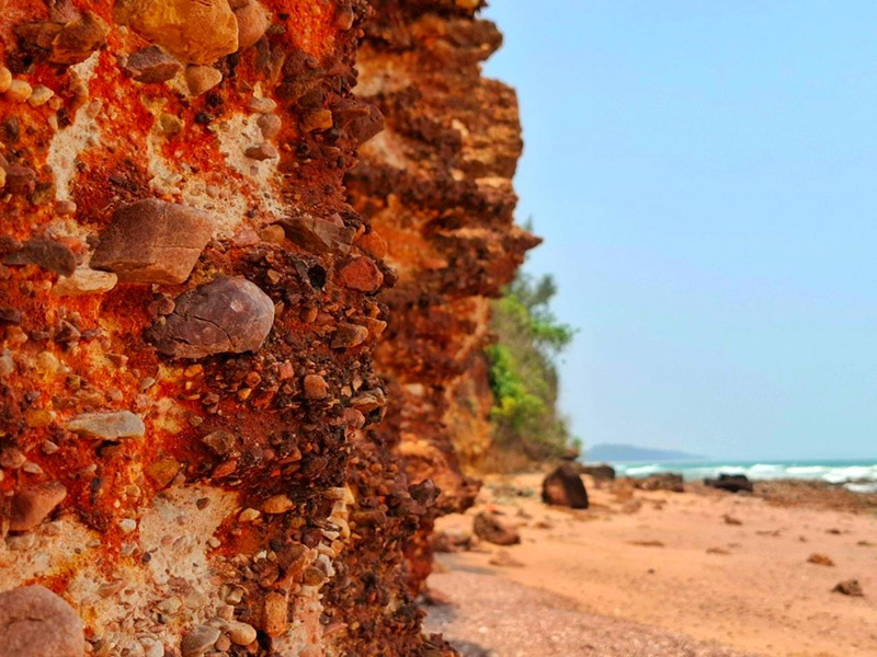 ผาฝั่งแดง ประจวบฯ