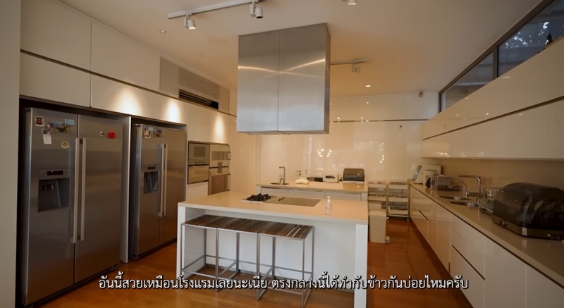 บ้าน บัวชมพู ฟอร์ด ห้องครัว