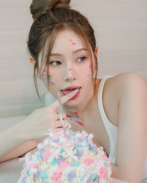 เปิดประวัติ บีเบล ไอยา ยูทูบเบอร์สาวล้านซับ คุณแม่เลี้ยงเดี่ยวสุดสตรอง