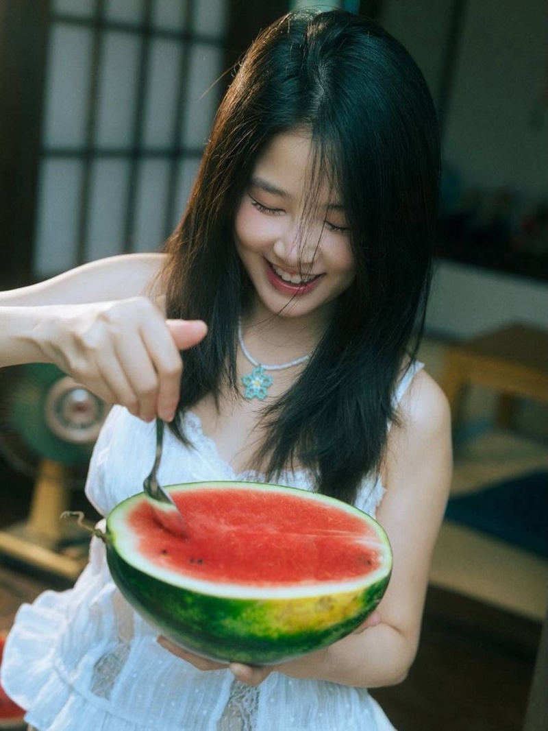 ฝน ศนันธฉัตร