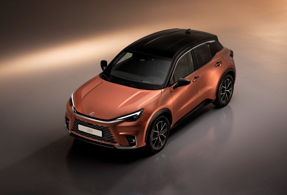 lexus lbx 2024