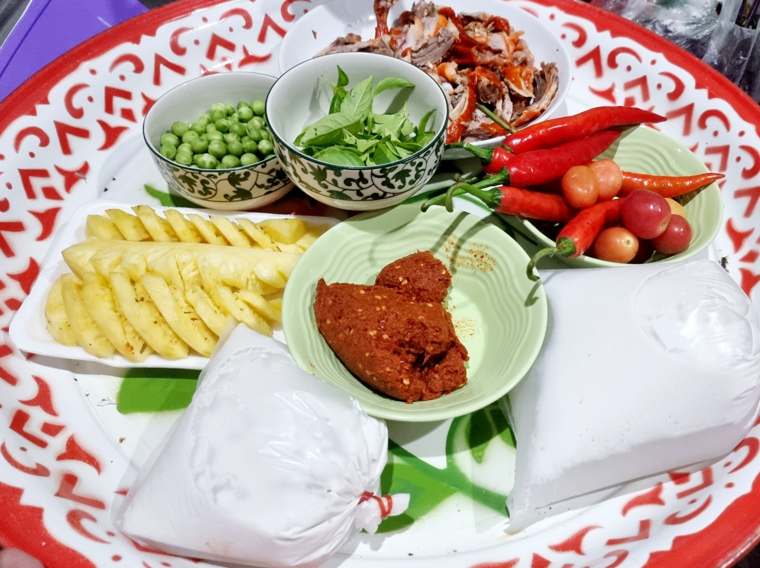 แกงเผ็ดเป็ดย่าง
