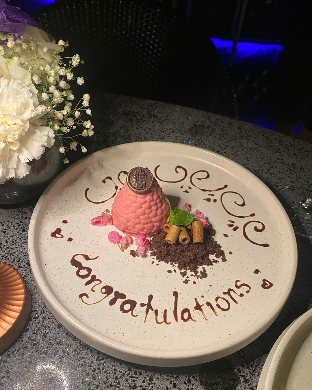  เกศ จิณภัค