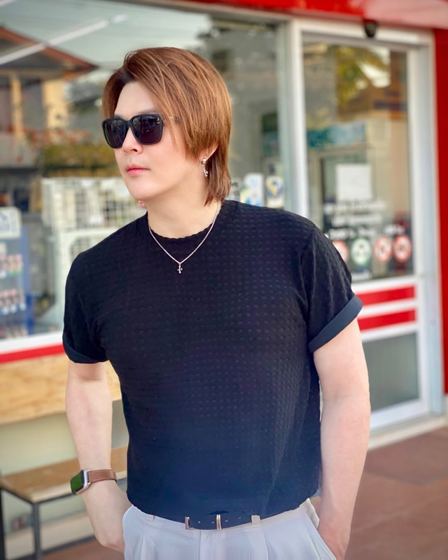 ภาพ วอย เกรียงไกร หวนคืนโซเชียล แฟนคลับชมหน้าเด็กเวอร์