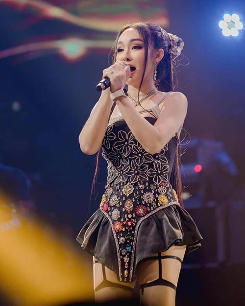 กิ๊ก รุ่งนภา