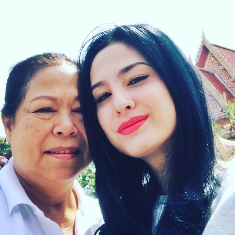 แม่ขวัญ อุษามณี