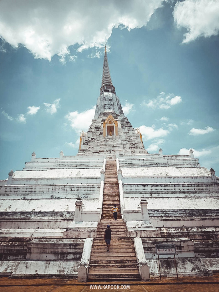 วัดภูเขาทอง