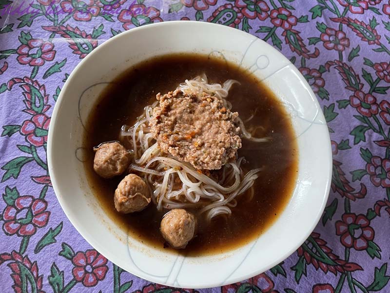 ลูกชิ้นหมู