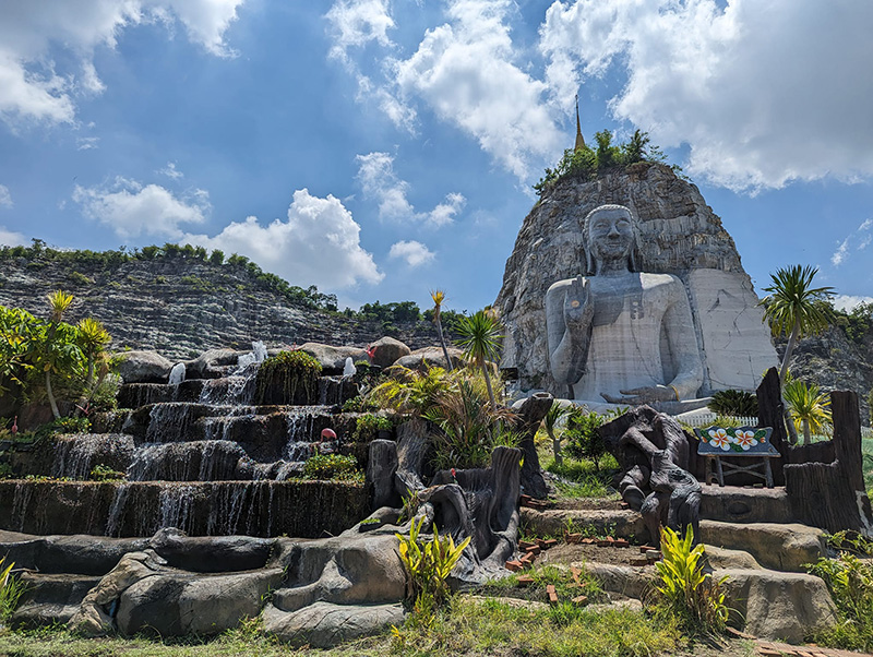วัดเขาทำเทียม สุพรรณบุรี