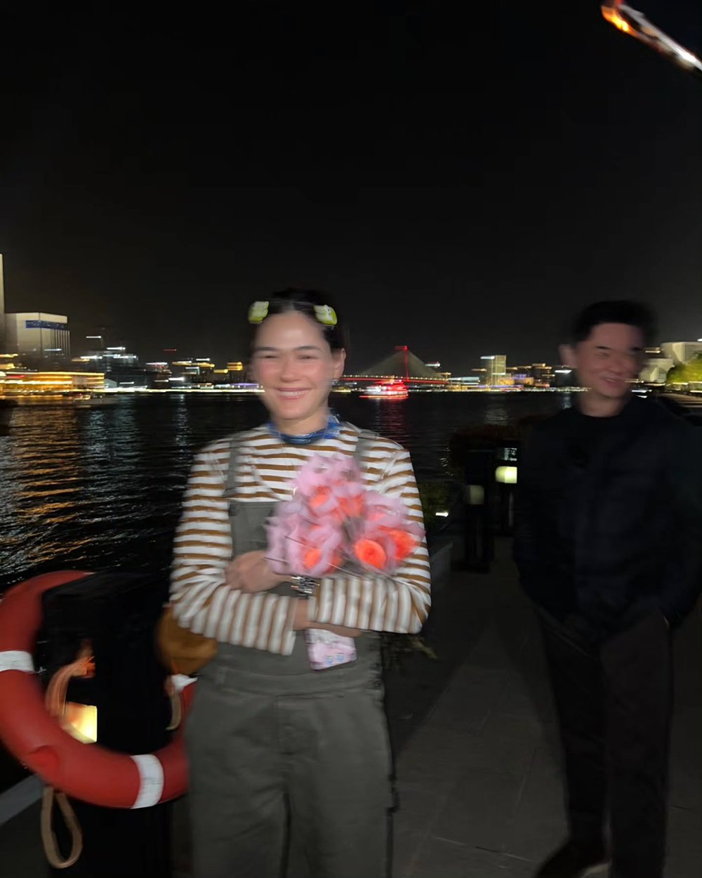 น็อต วิศรุต เสิร์ฟหวาน ชมพู่ อารยา กลางเซี่ยงไฮ้