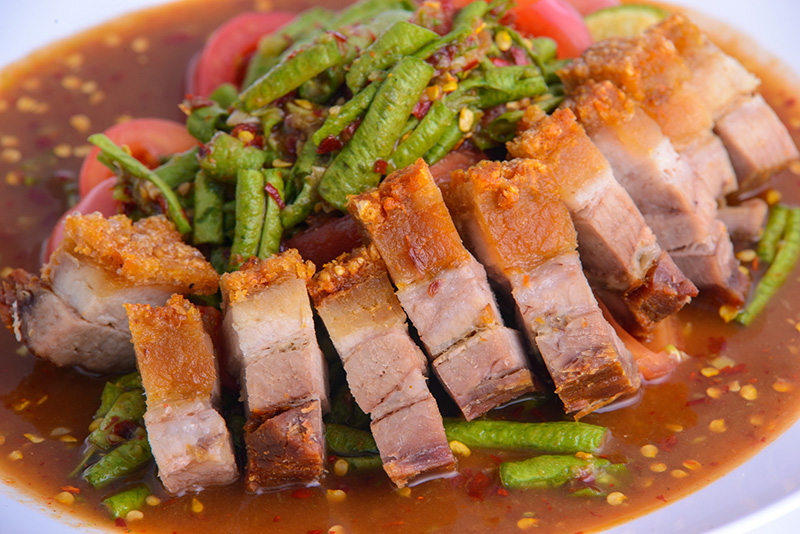 เมนูหมูกรอบ วิธีทำหมูกรอบ สูตรอาหาร