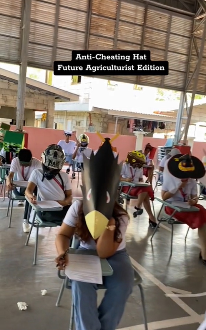 ลอกข้อสอบ