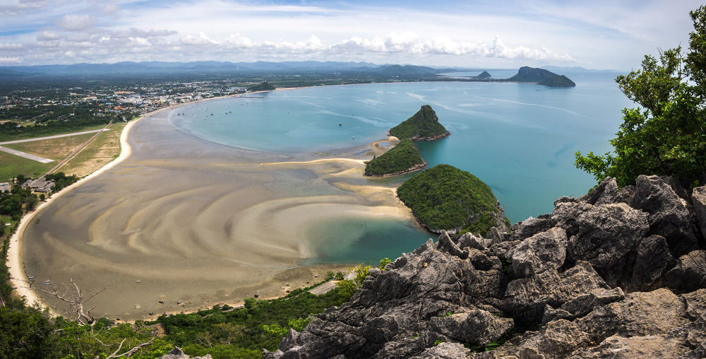 ที่เที่ยวไทย เขาล้อมหมวก จังหวัดประจวบคีรีขันธ์