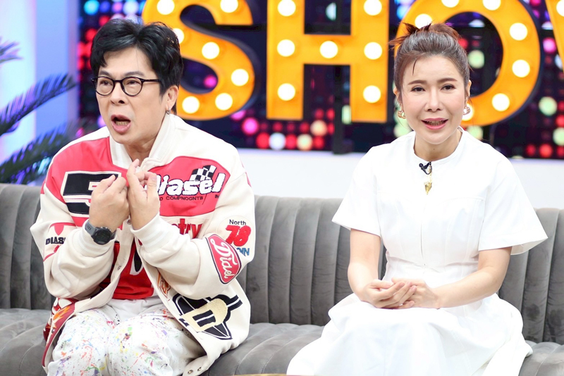 ไก่ สมพล ตุ๊ยตุ่ย พุทธชาด