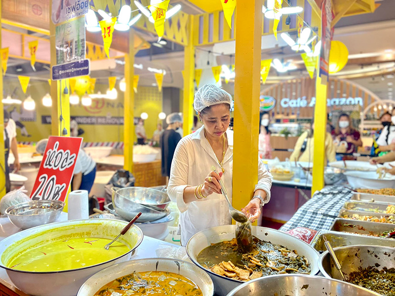 เชฟอ้อย ยุวดี ประวัติ