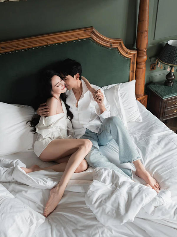 เต๋อ ฉันทวิชช์ ใหม่ ดาวิกา ลงภาพคู่บนเตียงแจกความหวาน