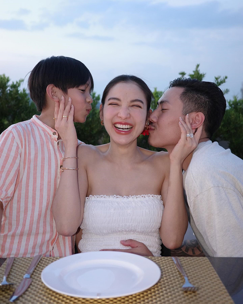 ส่องคอมเมนต์ แพท ณปภา ลงรูปล่าสุด คนหลุดโฟกัสที่มือ