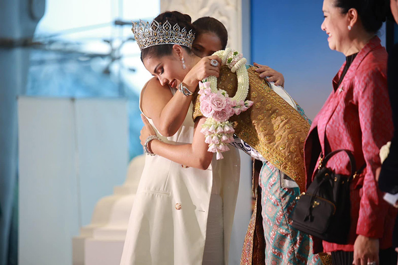 แอนโทเนีย 