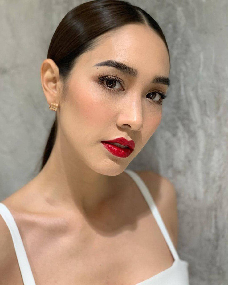 มิน พีชญา