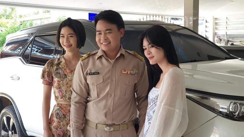 เอ๋ มิรา