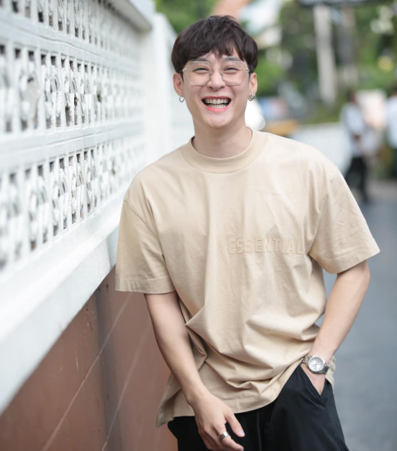 ภวิน ธนิก ประวัติ