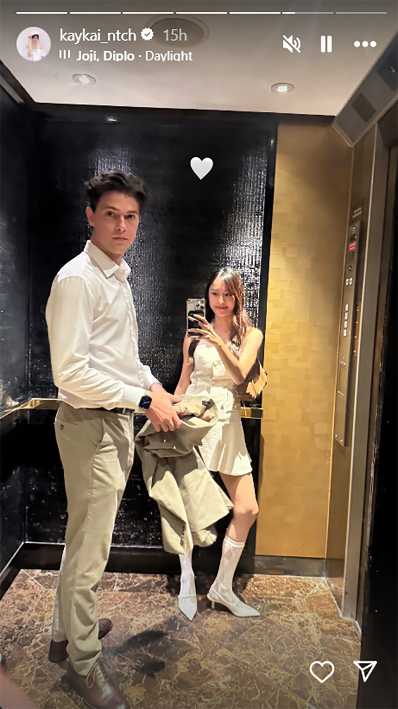 สไปร์ท อุงเอิง เก๋ไก๋ อาร์บี ยืนร่วมเฟรมงานแต่ง แป้ง zbing z