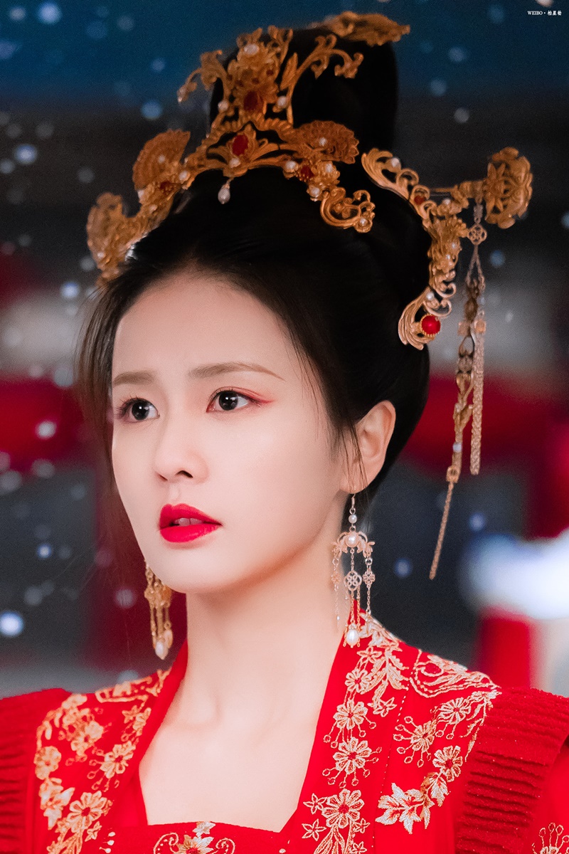 ไป๋ลู่ Bai Lu 白鹿