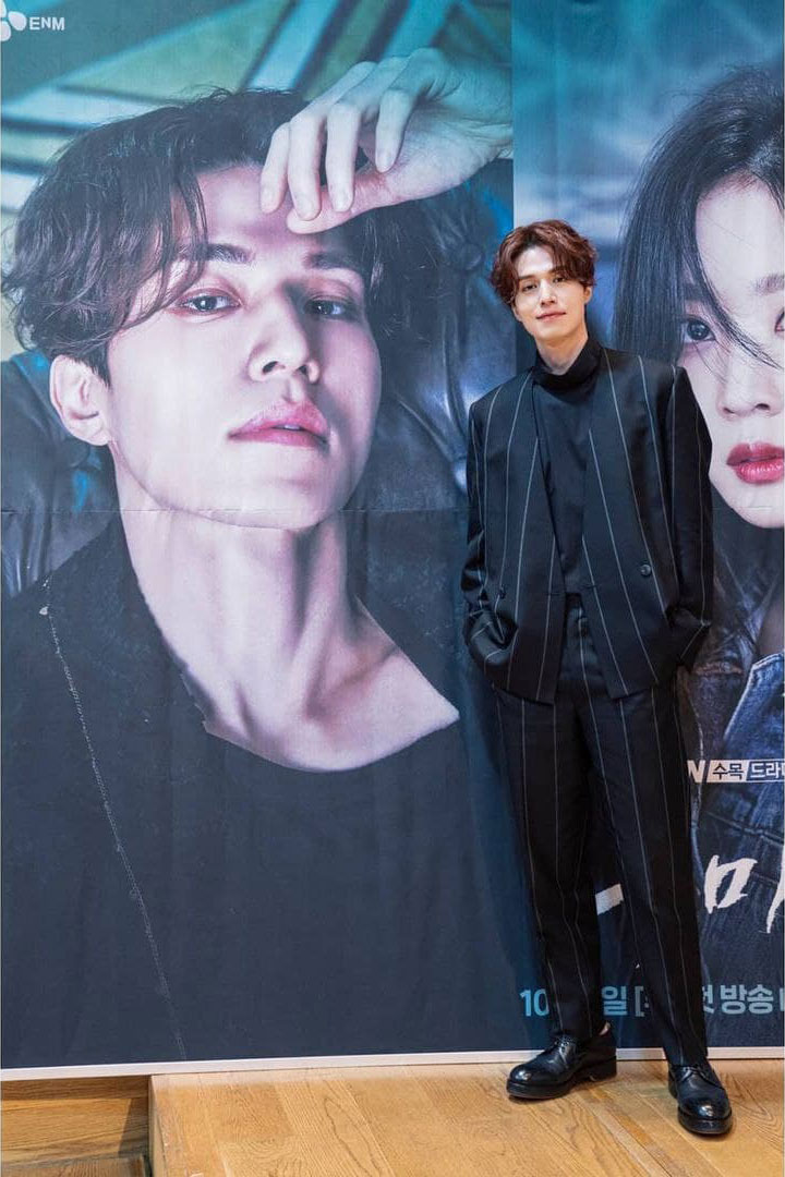 อีดงอุค lee dong wook