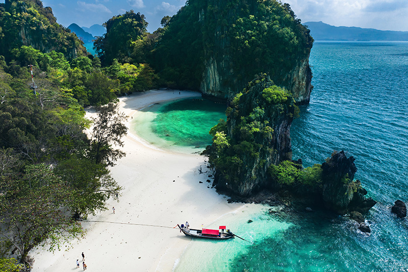 ดำน้ำที่ไหนดี ปี 2568 ? หมู่เกาะห้อง จังหวัดกระบี่