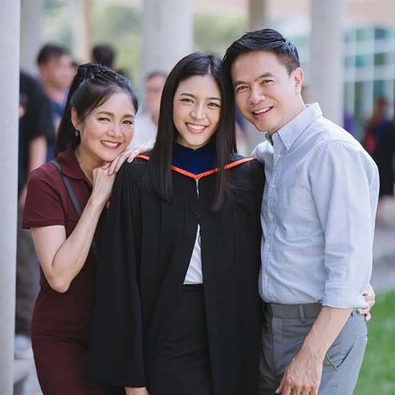 หมู ดิลก โพสต์ภาพคู่ น้องมิกิ ลูกสาวคนสวย อบอุ่นละมุนทั้งเฟรม