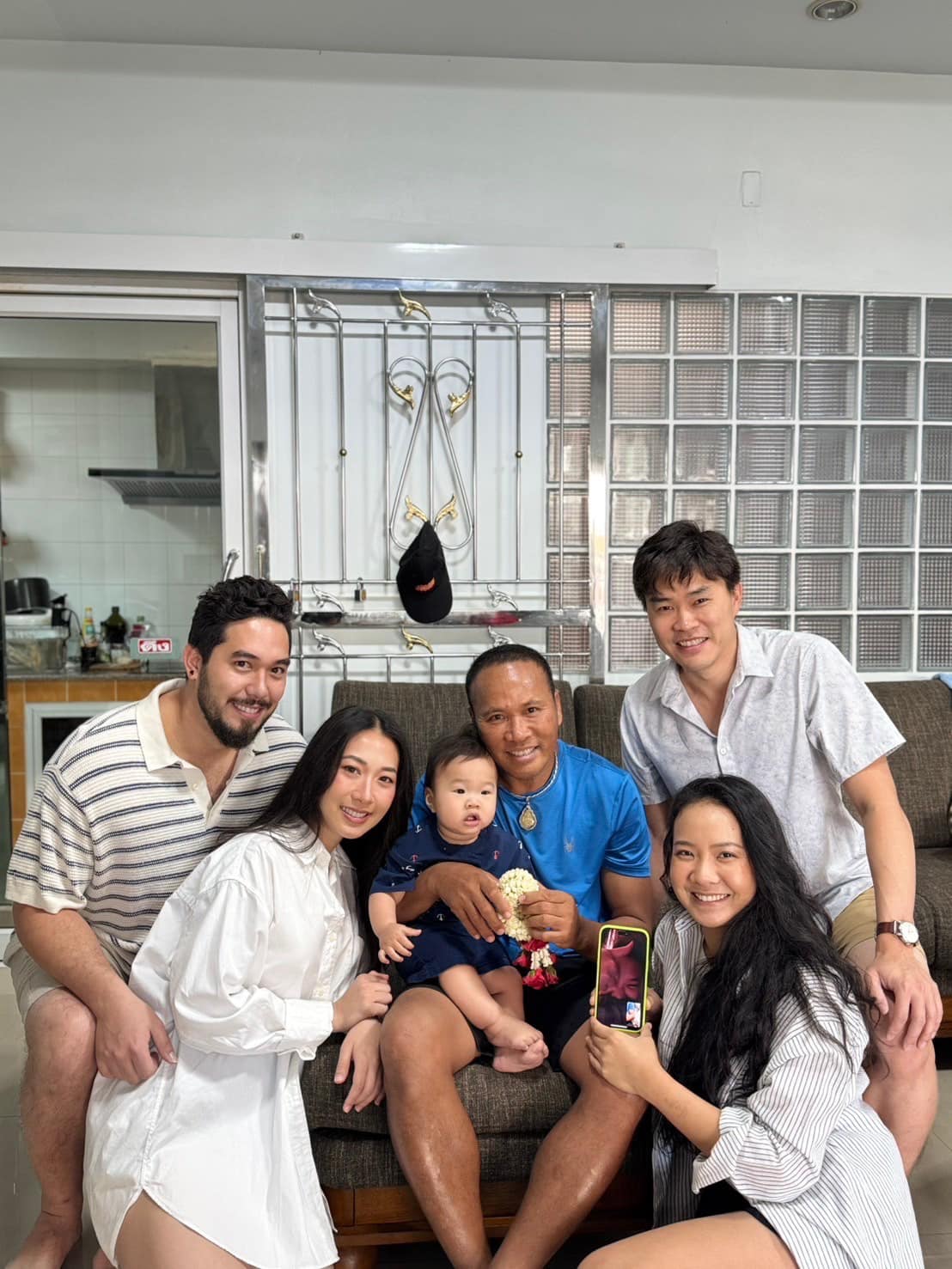 ไมค์ ภิรมย์พร