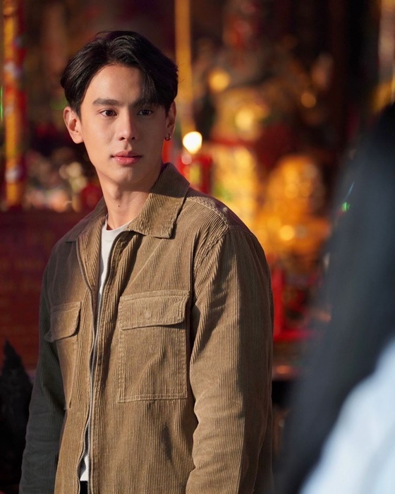 แบงค์ อาทิตย์