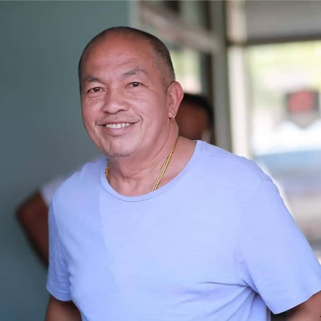 น้าค่อม